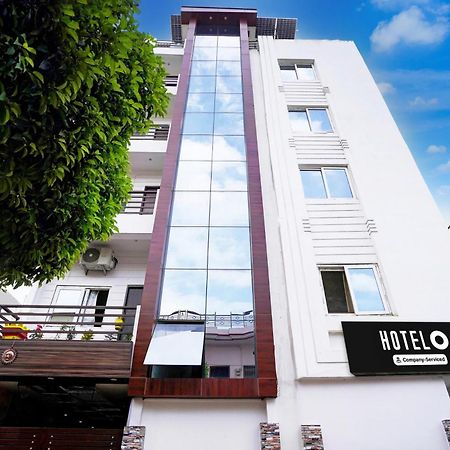 Super Hotel O Blw Kakarmatta Near Banaras Junction Bénarès Extérieur photo