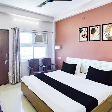 Super Hotel O Blw Kakarmatta Near Banaras Junction Bénarès Extérieur photo