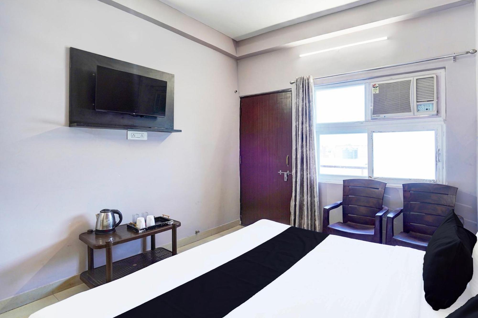 Super Hotel O Blw Kakarmatta Near Banaras Junction Bénarès Extérieur photo